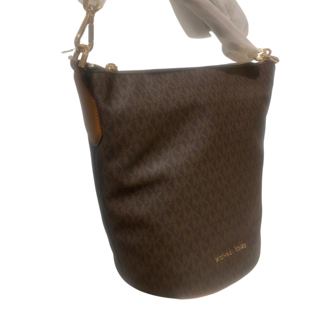 Michael Kors Brooke Medium Logo Bucket Bag Authentic New with Tags & Dust Bag - Picture 2 of 15